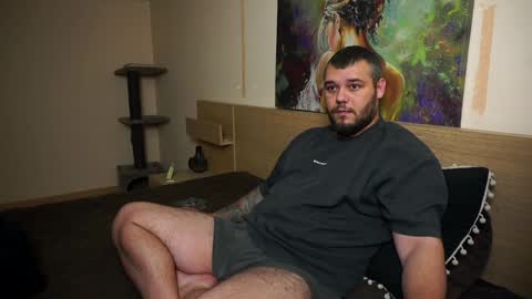 Snapshot of alexirr chatting on 01/04/25, 08:48 Alex online show from 01/04/25, 08:48