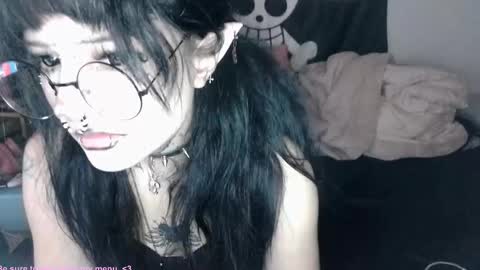 Vamp Mommy online show from 09/17/25, 01:29