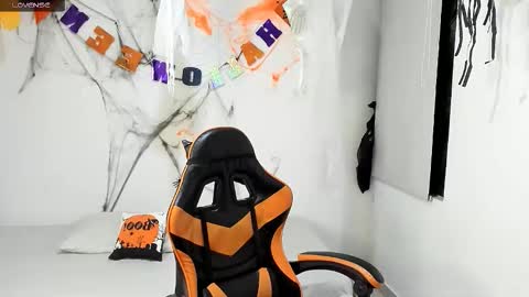 ALEXJ BLACK online show from 10/23/25, 11:09