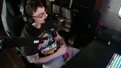 alexlong20 online show from 11/18/25, 06:45