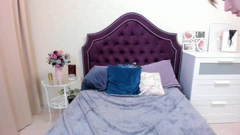 Snapshot of alexs_771 chatting on 03/10/25, 03:30 Dennis online show from 03/10/25, 03:30