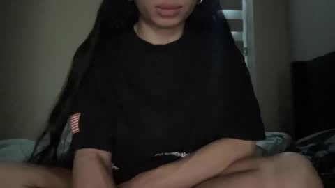 Snapshot of alextran665 chatting on 01/27/25, 09:44 Your Anime T Girl online show from 01/27/25, 09:44