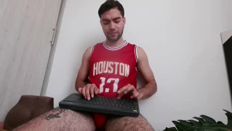 Snapshot of alextwunkk chatting on 03/08/25, 11:58 Alex online show from 03/08/25, 11:58
