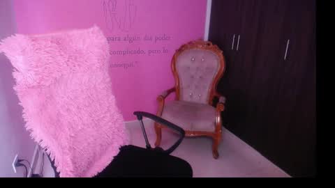 Snapshot of alexxa_1111 chatting on 09/29/25, 01:05 alexxa_1111 online show from 09/29/25, 01:05