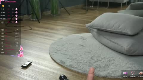 alexxiskye online show from 12/24/24, 09:39