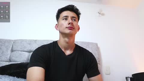 Snapshot of alexxx__01 chatting on 01/10/25, 12:38 Alex online show from 01/10/25, 12:38