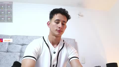 Snapshot of alexxx__01 chatting on 02/01/25, 12:29 Alex online show from 02/01/25, 12:29