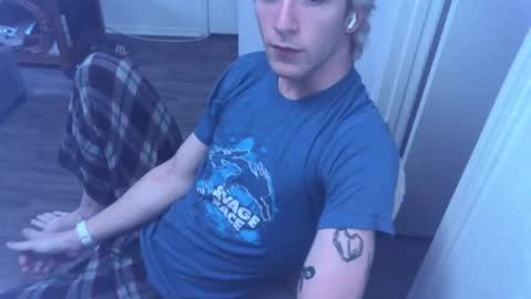 Snapshot of alexxxmic chatting on 02/07/25, 04:35 Alexxxmic online show from 02/07/25, 04:35