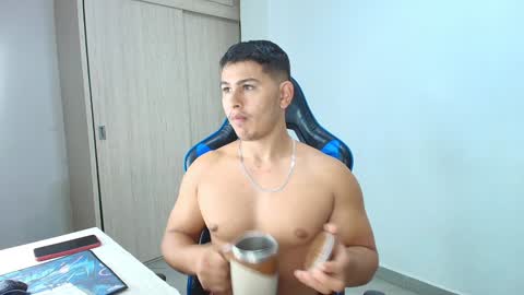 Snapshot of alexys_xx chatting on 01/02/25, 08:46 alexys_xx online show from 01/02/25, 08:46