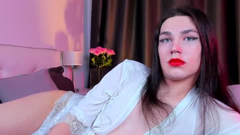 Alfreda online show from 02/21/25, 10:17