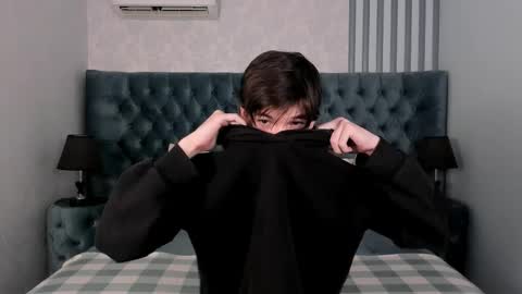 Alfred online show from 11/20/25, 07:08