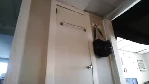 ali_tayler online show from 10/28/25, 06:10