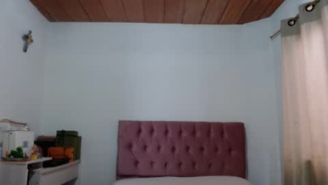 Snapshot of alia054 chatting on 09/12/25, 12:16 Alia online show from 09/12/25, 12:16