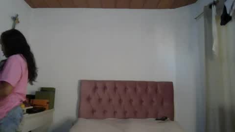 Snapshot of alia_lombardi chatting on 01/22/25, 12:49 Alia Anjali online show from 01/22/25, 12:49