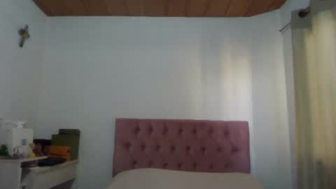Snapshot of alia_lombardi chatting on 02/04/25, 12:44 Alia Anjali online show from 02/04/25, 12:44