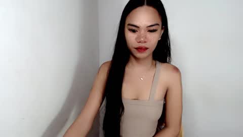 Snapshot of aliahadams chatting on 10/18/25, 06:41 ALIAH online show from 10/18/25, 06:41