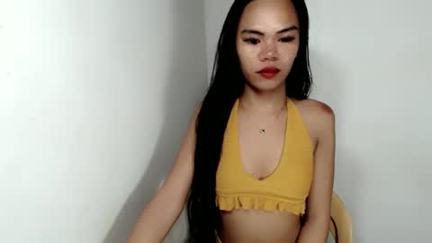 Snapshot of aliahadams chatting on 10/19/25, 11:16 ALIAH online show from 10/19/25, 11:16