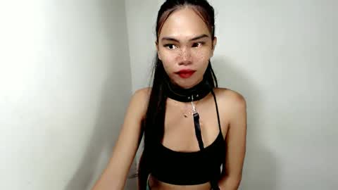 Snapshot of aliahadams chatting on 11/15/25, 10:04 ALIAH online show from 11/15/25, 10:04