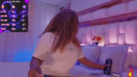 aliana_ross online show from 10/15/25, 08:36