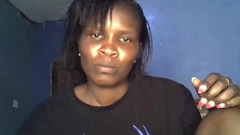 Snapshot of alic_crazy chatting on 10/19/25, 12:17 alic_crazy online show from 10/19/25, 12:17