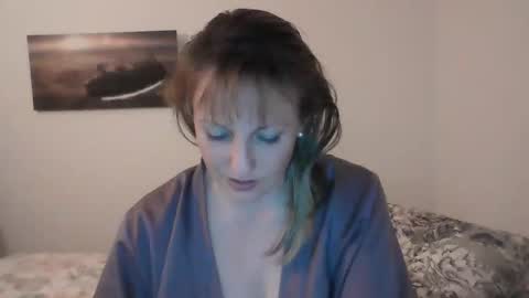 Snapshot of alice8363 chatting on 01/07/25, 07:06 Alice online show from 01/07/25, 07:06