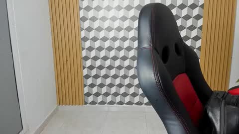 alice__brow online show from 10/04/25, 03:04