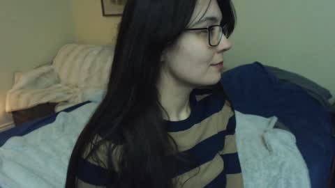 Snapshot of alice_asks chatting on 01/11/25, 02:20 Alice Asks online show from 01/11/25, 02:20