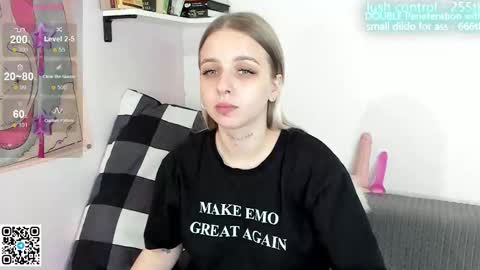 Snapshot of alice_halle chatting on 10/30/25, 09:00 alice_halle online show from 10/30/25, 09:00