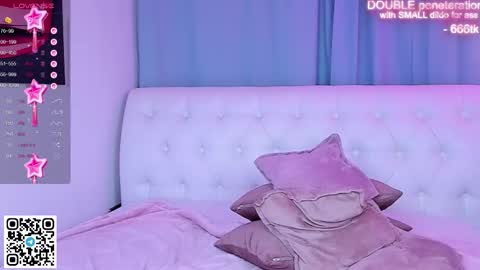 Snapshot of alice_halle chatting on 11/13/25, 06:56 alice_halle online show from 11/13/25, 06:56