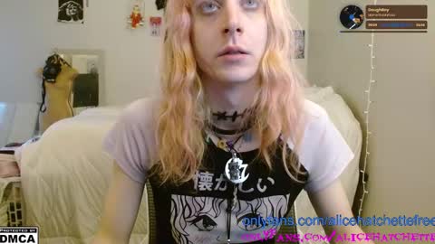 Alice Hatchette online show from 09/24/25, 12:41