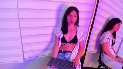 alice_lodge online show from 10/09/25, 03:15