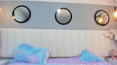 alice_lodge online show from 10/24/25, 04:09