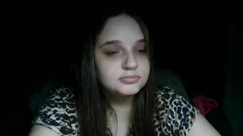 Snapshot of alice_shy14 chatting on 10/22/25, 05:56 Cristal online show from 10/22/25, 05:56