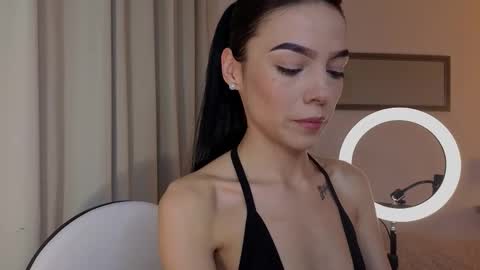 Snapshot of alice_steffen chatting on 09/22/25, 02:13 evedam online show from 09/22/25, 02:13