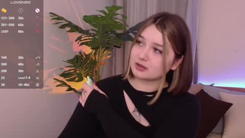 Snapshot of alice_walters chatting on 01/31/25, 03:33 Alice online show from 01/31/25, 03:33