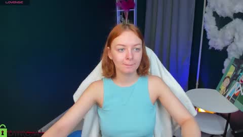 Cat online show from 09/19/25, 02:24