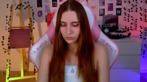 Snapshot of alicecharmy chatting on 02/22/25, 06:52 alicecharmy online show from 02/22/25, 06:52