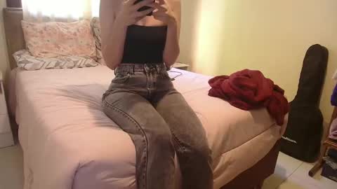 Alice DeLUCA online show from 11/03/25, 07:48