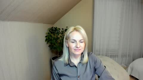 Alicee online show from 01/05/25, 04:48