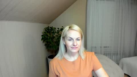 Alicee online show from 01/10/25, 04:30