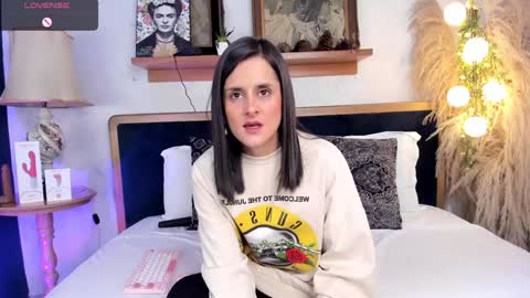 Snapshot of alicee_milf_ chatting on 01/24/25, 11:15 Aleja online show from 01/24/25, 11:15