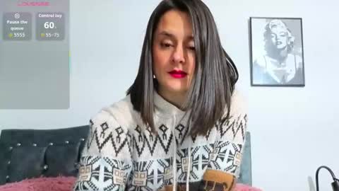 Snapshot of alicee_milf_ chatting on 09/29/25, 11:15 Aleja online show from 09/29/25, 11:15