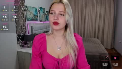 Snapshot of alicefreman chatting on 01/09/25, 01:02 Alice online show from 01/09/25, 01:02