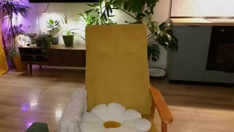 AliceKingsleigh online show from 02/22/25, 06:30