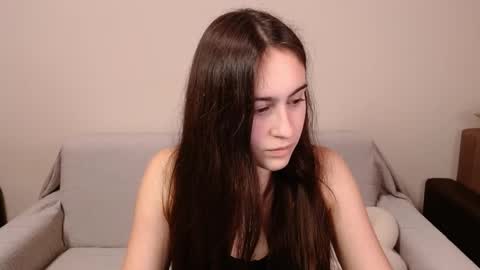 Snapshot of alicekollt chatting on 01/24/25, 05:32 alicekollt online show from 01/24/25, 05:32