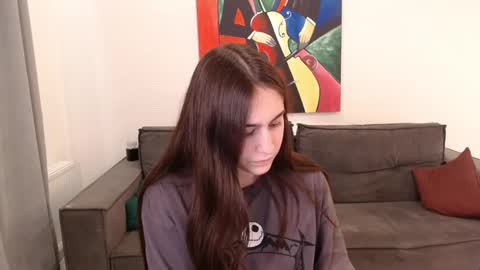 Snapshot of alicekollt chatting on 02/14/25, 06:40 alicekollt online show from 02/14/25, 06:40
