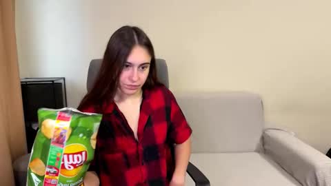 alicekollt online show from 10/27/25, 08:51