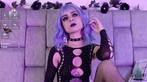 alicenoir_ online show from 09/29/25, 11:42