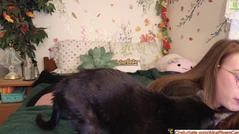 Snapshot of aliceriverscam chatting on 01/14/25, 09:20 Alice Rivers ---- Enter my public Discord- online show from 01/14/25, 09:20