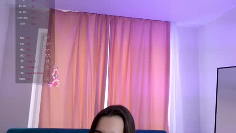 Snapshot of aliceweiss_ chatting on 03/02/25, 05:01 Alice online show from 03/02/25, 05:01